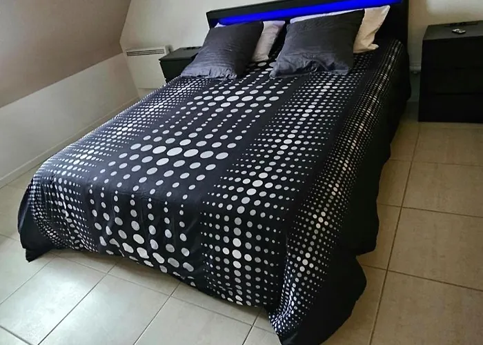 Madame Guest house Clerey